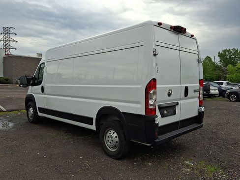 Used 2023 RAM ProMaster 2500 FWD image 4