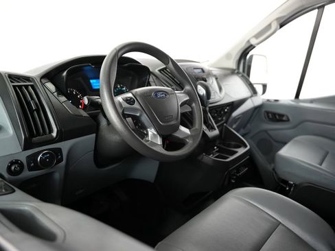 Used 2019 Ford Transit 250 130 Low Roof image 6