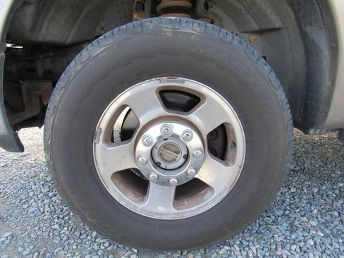 Used 2005 Ford F250 Lariat image 10