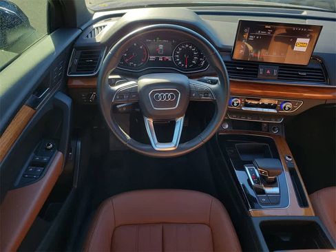 Used 2022 Audi Q5 2.0T Premium image 16