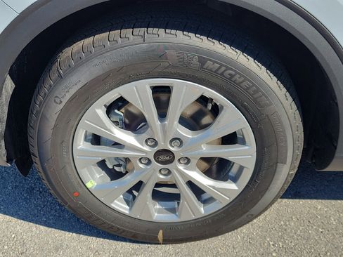 New 2026 Ford Escape Active w/ Tech Pack #1 image 8