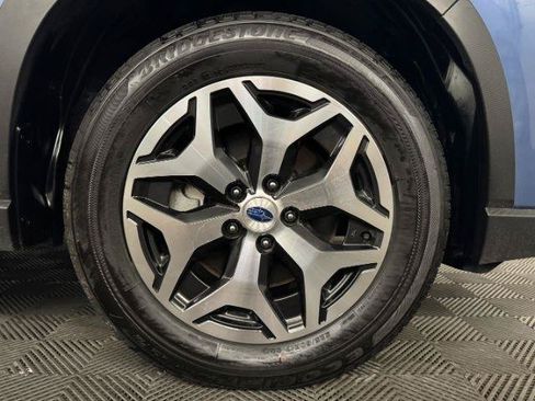 Used 2021 Subaru Forester Premium AWD/4WD image 28