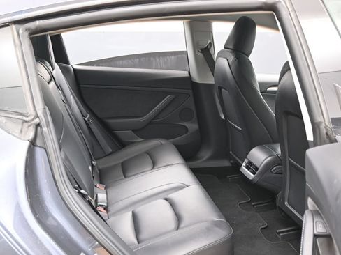 Used 2023 Tesla Model 3 Standard Range RWD image 35