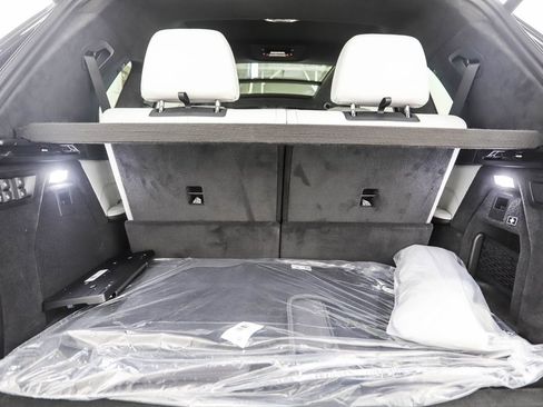 Used 2026 BMW X7 xDrive40i w/ M Sport Package image 28