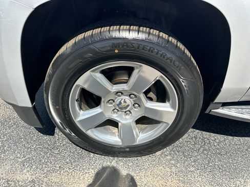 Used 2020 Chevrolet Tahoe LT AWD/4WD image 6