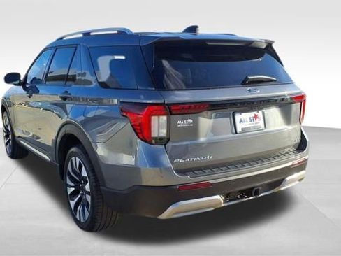 Used 2025 Ford Explorer Platinum w/ LUX Leather Package image 7