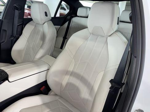 Used 2026 BMW i5 eDrive40 RWD image 32