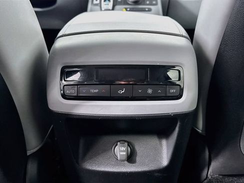 Used 2025 Hyundai Palisade SEL FWD image 25