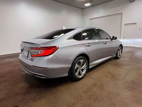 Used 2018 Honda Accord EX-L image 34