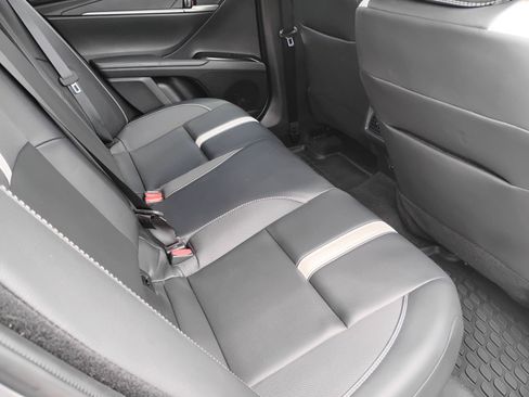 Used 2025 Toyota Camry SE FWD image 18