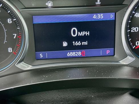 Used 2021 Chevrolet Traverse RS AWD/4WD image 13