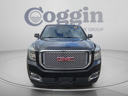 Used 2017 GMC Yukon XL Denali w/ Open Road Package AWD/4WD image 8