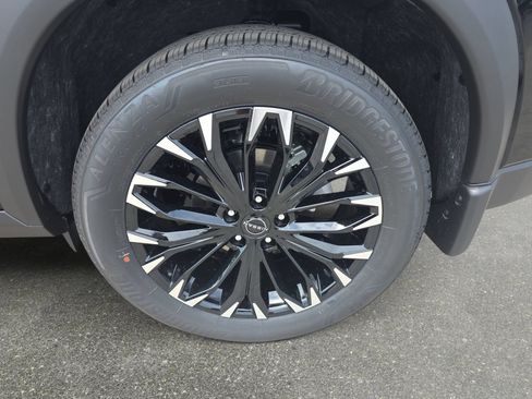 New 2026 Nissan Rogue Dark Armor FWD image 31