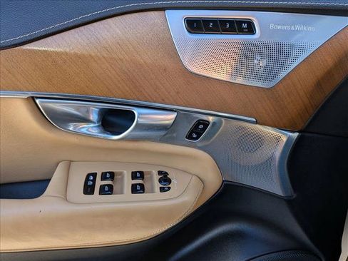 Used 2018 Volvo XC90 T6 Inscription w/ Luxury Package image 14