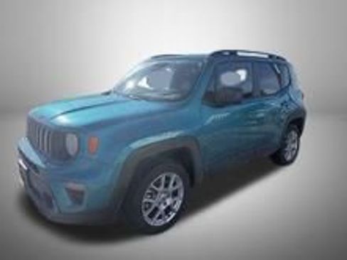 Used 2022 Jeep Renegade Latitude w/ Convenience Group image 1