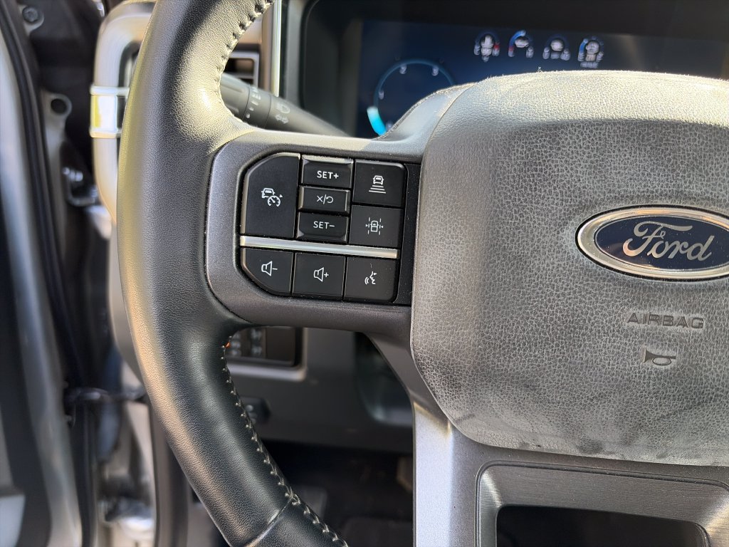 Used 2024 Ford F250 Lariat w/ Lariat Ultimate Package AWD/4WD image 16