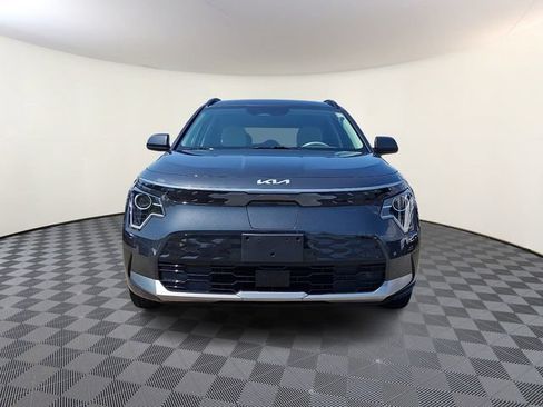 Used 2023 Kia Niro Wind w/ Wind Preserve Package FWD image 2