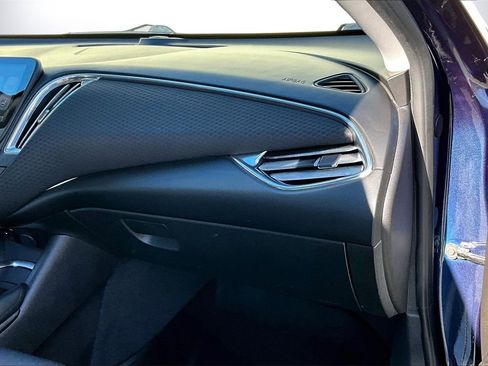 Used 2016 Chevrolet Malibu LT image 19