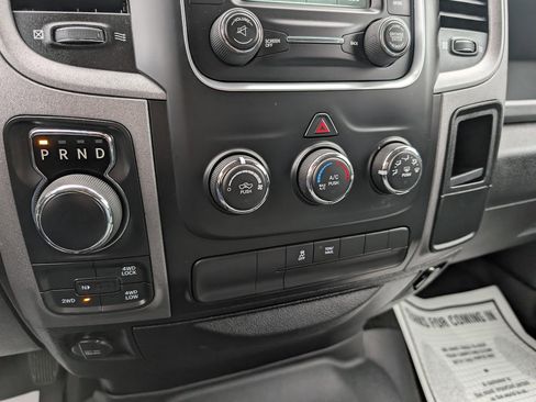 Used 2017 RAM 1500 Express image 29