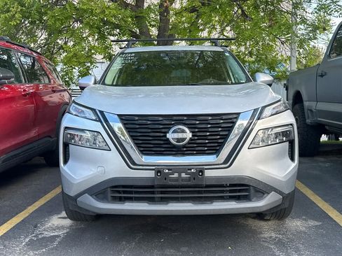 Used 2023 Nissan Rogue SV AWD/4WD image 2