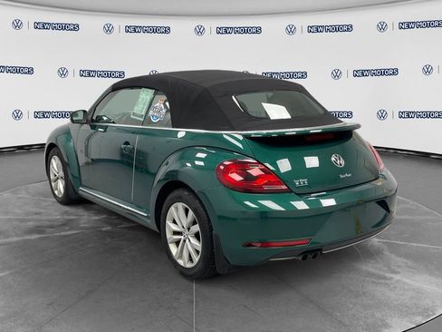 Used 2017 Volkswagen Beetle 1.8T Classic FWD image 2