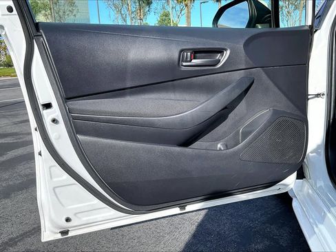 Used 2023 Toyota Corolla LE w/ Carpet Mat Package (TMS) FWD image 20