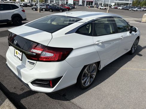 Used 2019 Honda Clarity Touring image 5