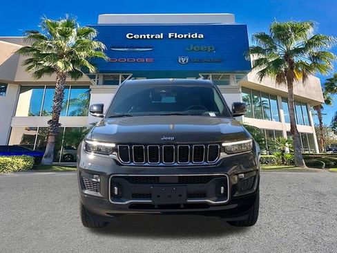 Certified 2023 Jeep Grand Cherokee L Overland AWD/4WD image 3