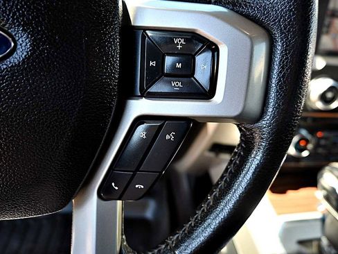 Used 2015 Ford F150 Lariat w/ Equipment Group 502A Luxury AWD/4WD image 26