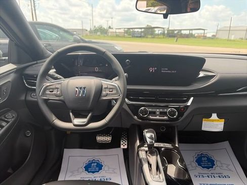 New 2026 Buick Envista Sport Touring w/ Convenience I Package FWD image 14