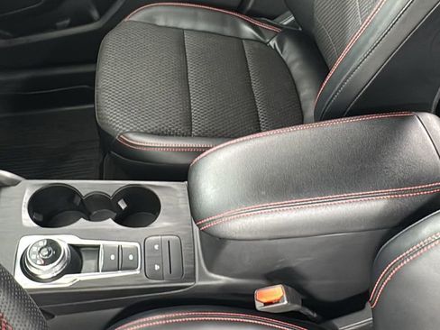 Used 2023 Ford Escape ST-Line image 34