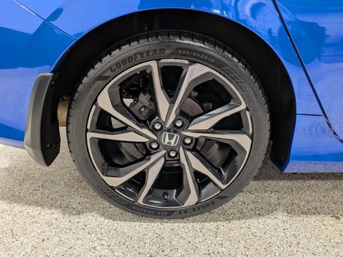 Used 2020 Honda Civic Sport image 11