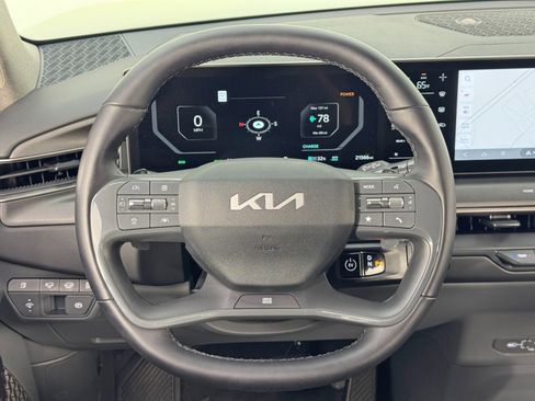 Used 2024 Kia EV9 Light Long Range image 19