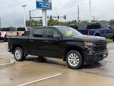 Used 2024 Chevrolet Silverado 1500 Custom AWD/4WD image 7