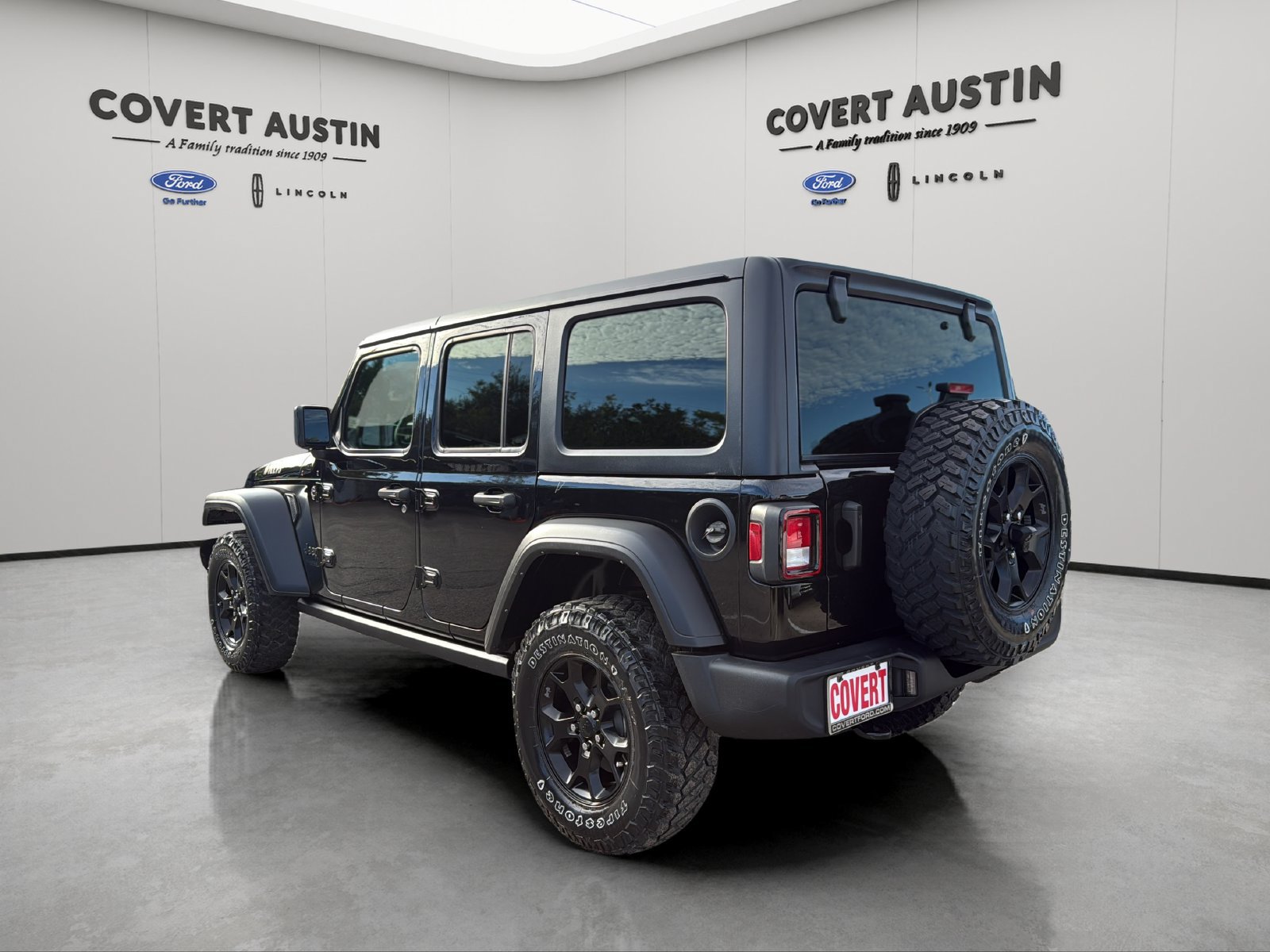 Used 2022 Jeep Wrangler Unlimited Sport AWD/4WD image 3