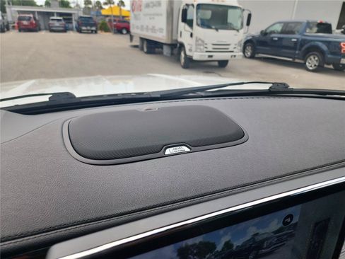 Certified 2024 Lincoln Navigator Reserve AWD/4WD image 38