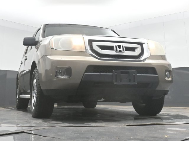 Used 2010 Honda Pilot Touring image 42