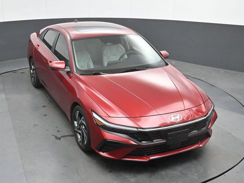 Used 2024 Hyundai Elantra Limited FWD image 33