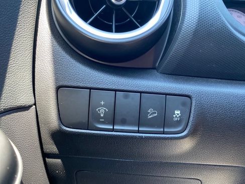 Certified 2023 Hyundai Kona Limited AWD/4WD image 24