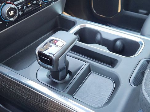 Certified 2025 Chevrolet Silverado 1500 LT Trail Boss w/ Convenience Package II image 21