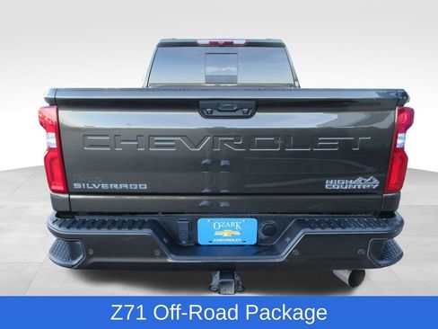 Certified 2022 Chevrolet Silverado 2500 High Country AWD/4WD image 4