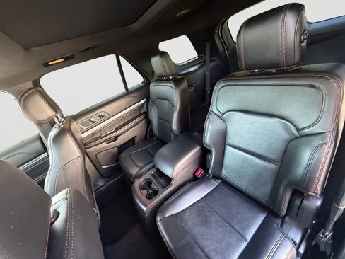 Used 2017 Ford Explorer Sport AWD/4WD image 15