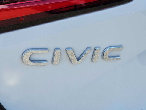 Certified 2024 Honda Civic EX-L image 30