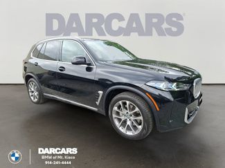 Certified 2024 BMW X5 xDrive40i w/ Premium Package AWD/4WD video 1