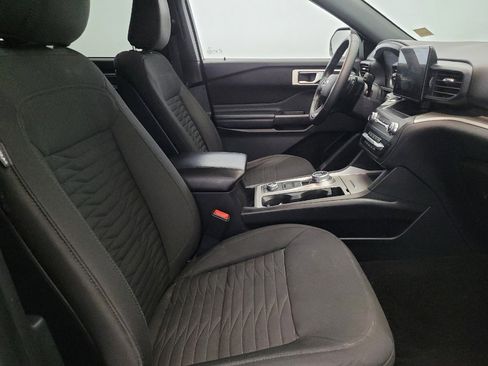 Used 2020 Ford Explorer XLT w/ Comfort Package AWD/4WD image 21