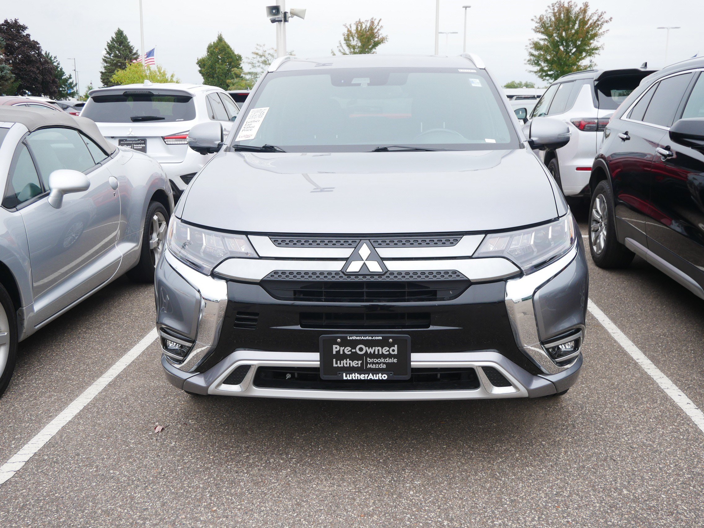 Used 2019 Mitsubishi Outlander GT AWD/4WD image 2