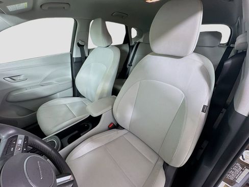 Certified 2025 Hyundai Kona SEL image 21