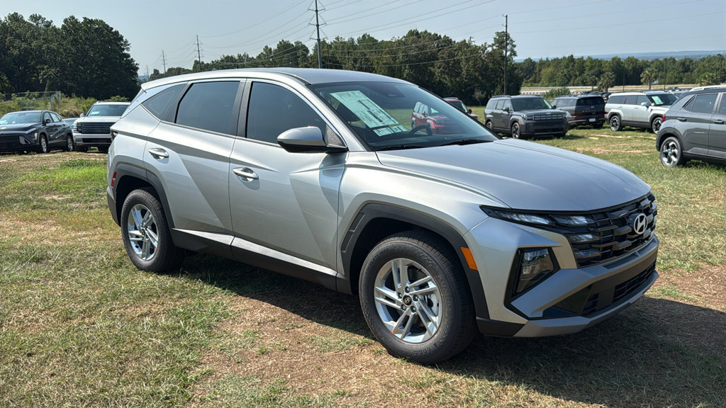New 2026 Hyundai Tucson SE FWD image 1