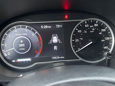 Used 2025 Nissan Versa SV image 40