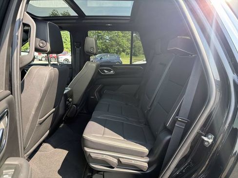Used 2023 Chevrolet Tahoe Premier w/ Premium Package AWD/4WD image 26